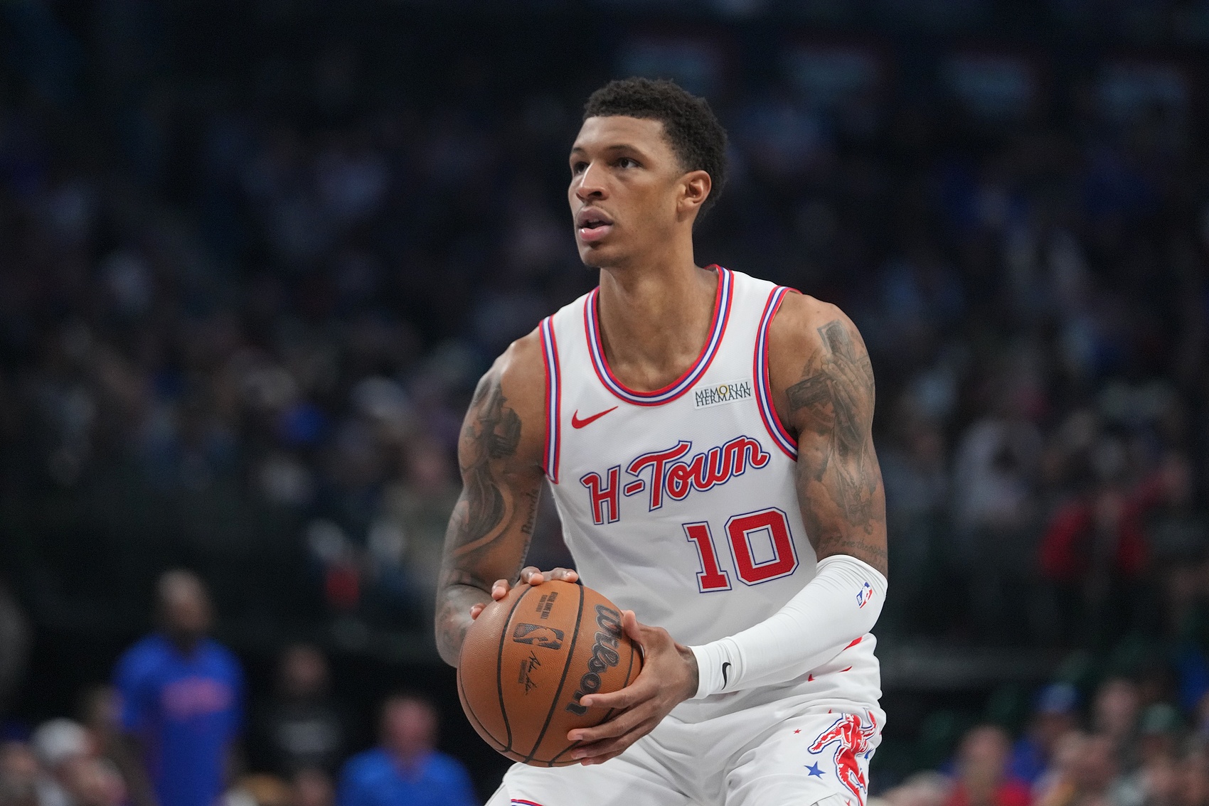 赛事互动-终于开窍了！小贾巴里·史密斯18分7板 关键时刻连得8分完成救赎~