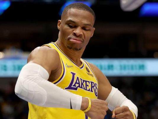 体育预测平台-唐斯公开表示韦少刷数据 追梦路见不平阴阳反讽